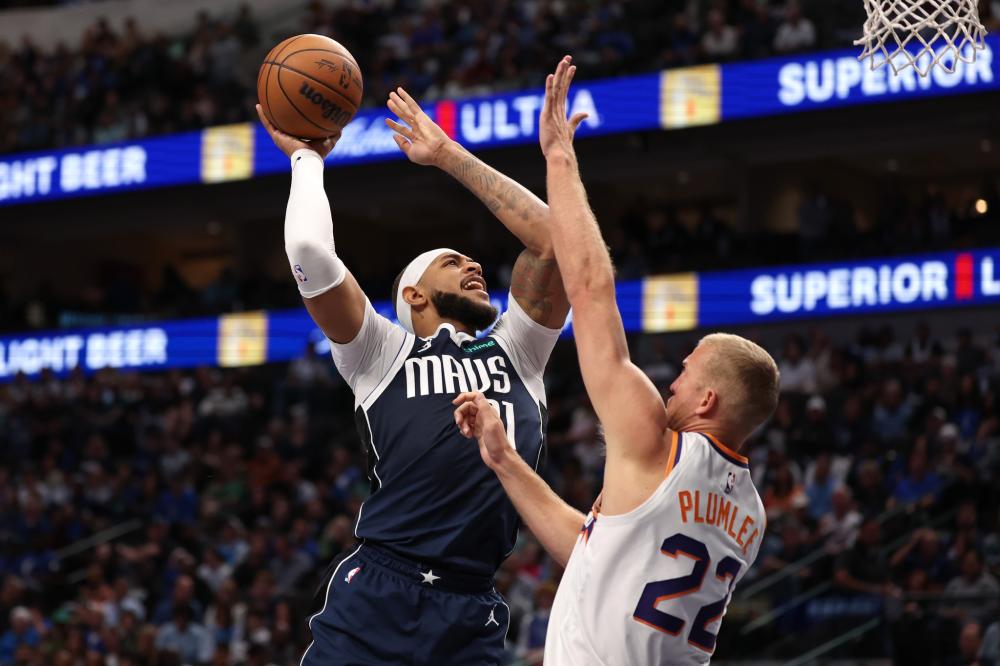 在男子佩剑 在男子佩剑