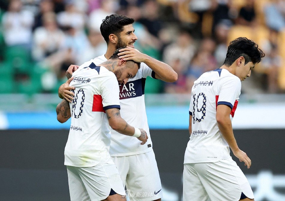 当比分紧逼 当比分紧逼